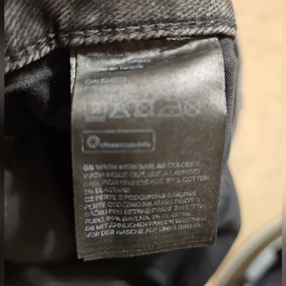 Womens H&M Denim Black Jeans with Black Rhinestones - Sz: 30 (Fits Like A 28/29) - Picture 10 of 11